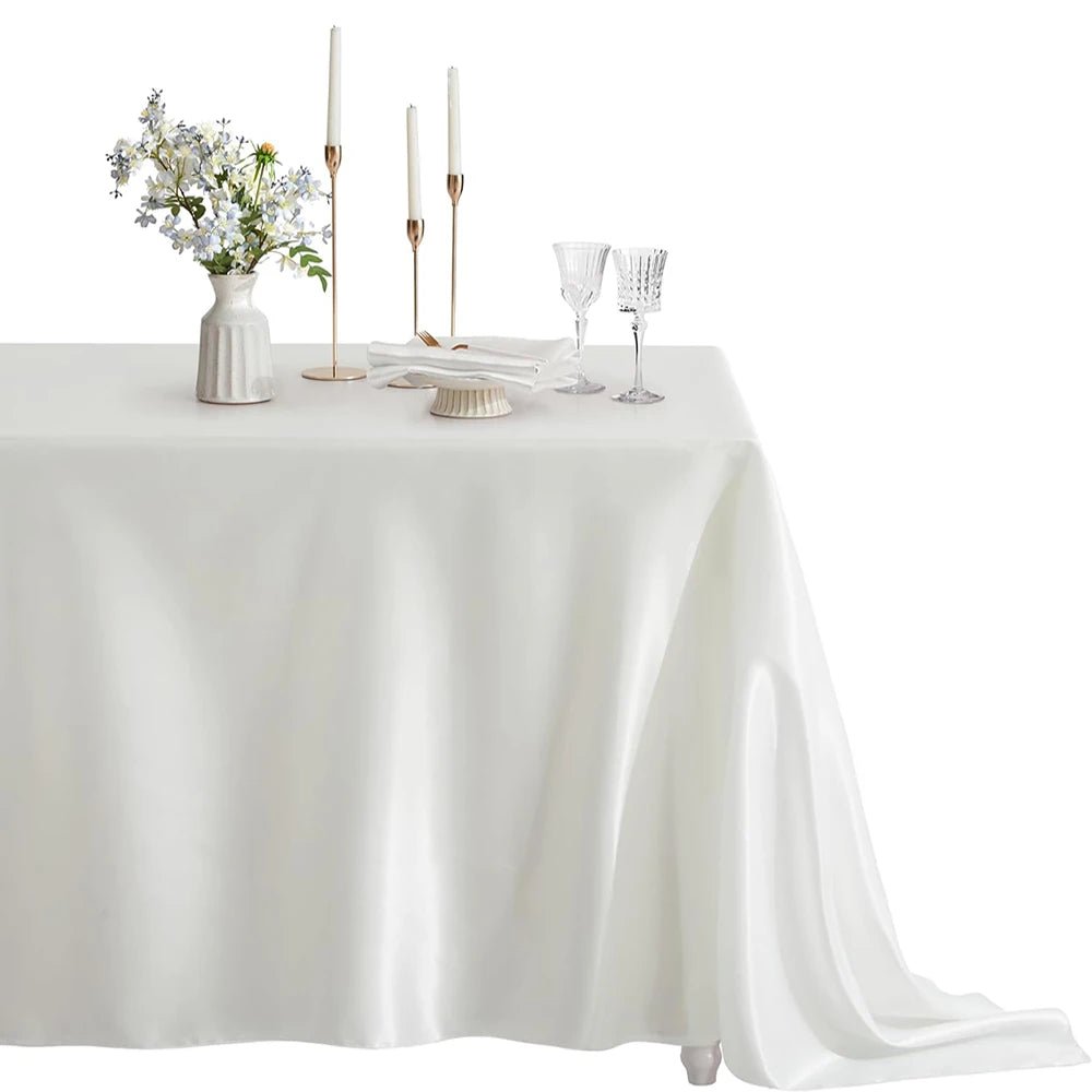 Nappes Satin Rectangulaires Mariage : Blanc & Noir pour Événements et Décorations - UniqNoces